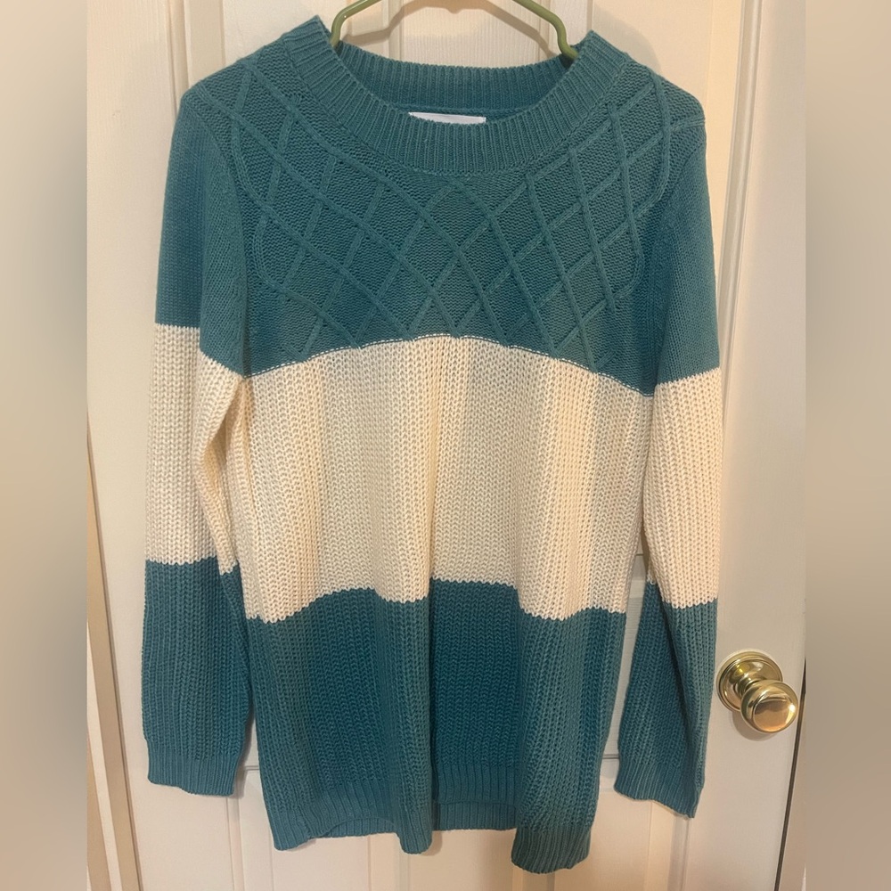 CBRAND Women’s Medium Pullover Sweater